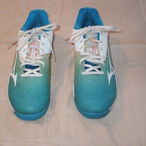 Mizuno Women's Blue & White Running Shoes - Size 9